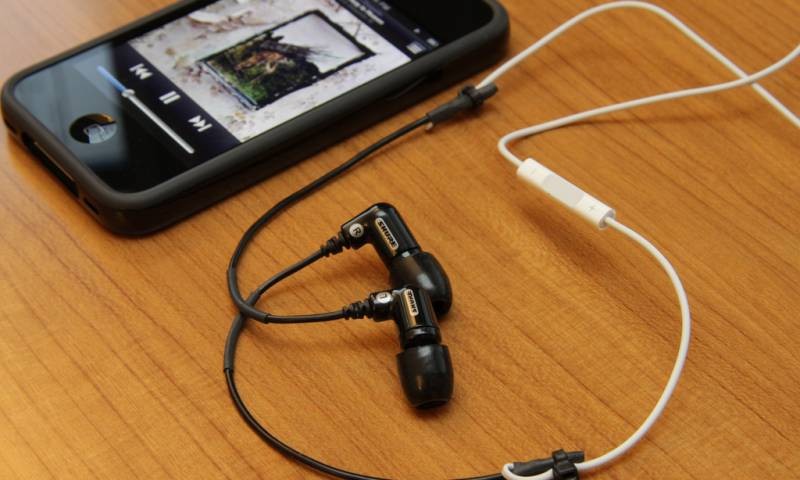 voluptatem-qui-ipsum-perferendis-quas-iusto-dignissimos-ea-et